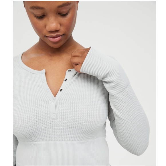 Aerie Offline waffle cropped long sleeve top - Picture 2 of 8